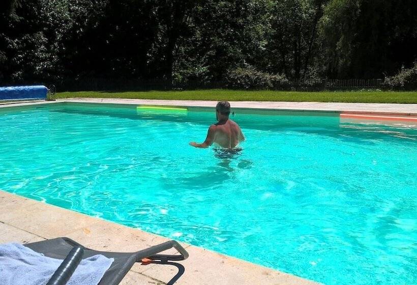 ベッドアンドブレックファースト Le Moulin De Douzy