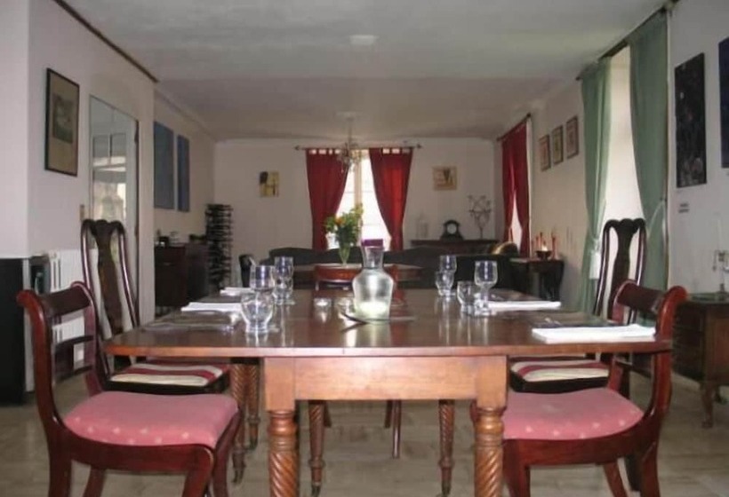 צימר Le Voltaire