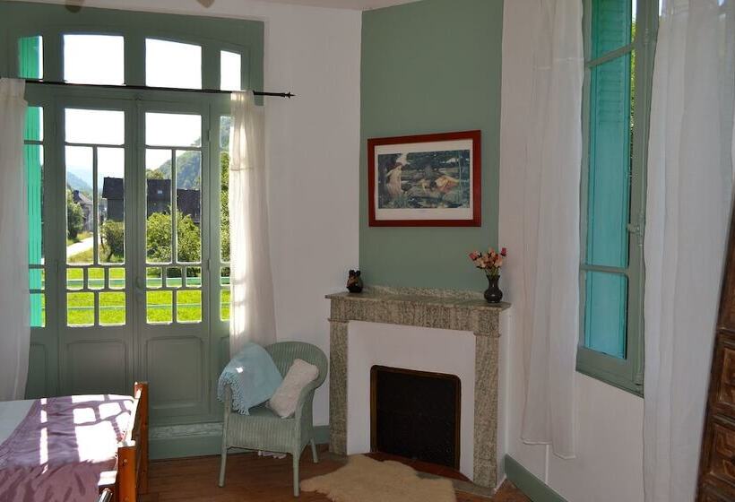 مبيت وإفطار Maison Esmeralda
