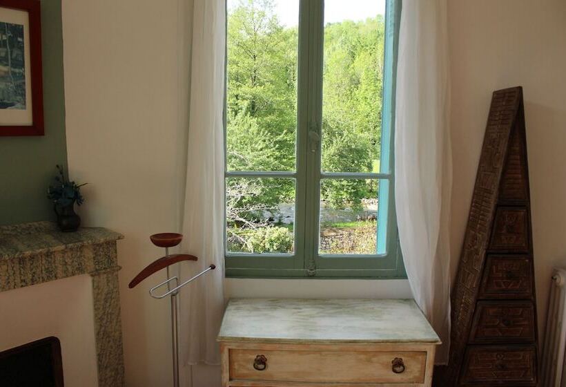 مبيت وإفطار Maison Esmeralda