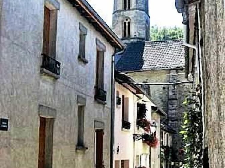 مبيت وإفطار Maison Esmeralda