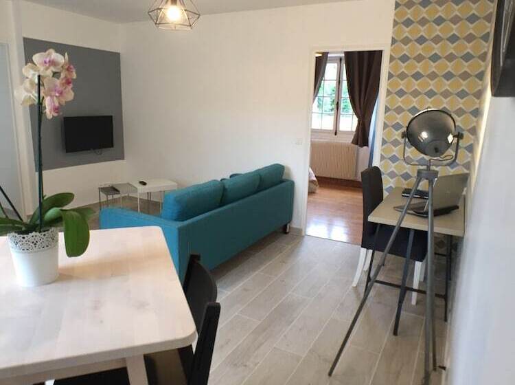 Domaine Des Trois Chateaux