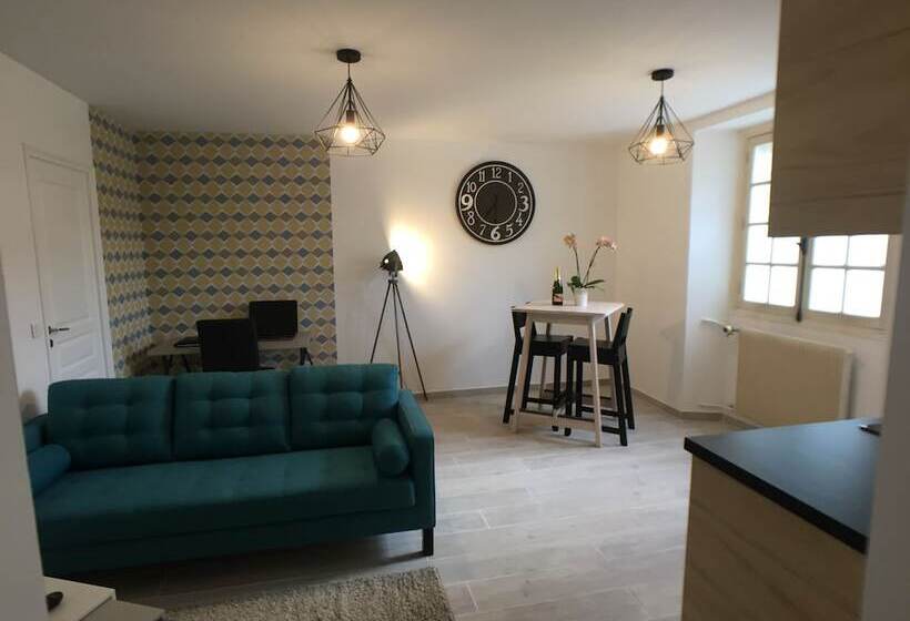 Domaine Des Trois Chateaux