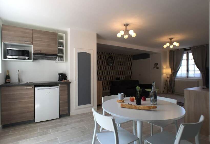 Domaine Des Trois Chateaux