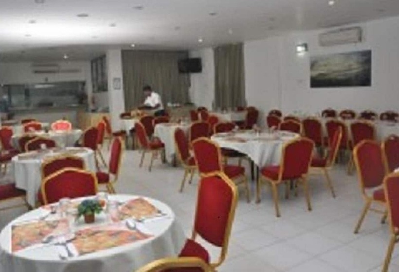 Green Tulip Hotel Kandy