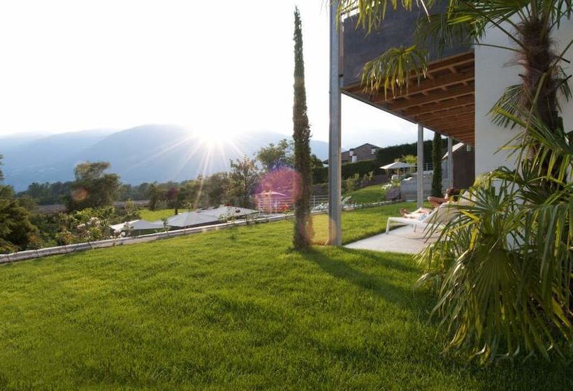 Hidalgo Suites & Restaurant