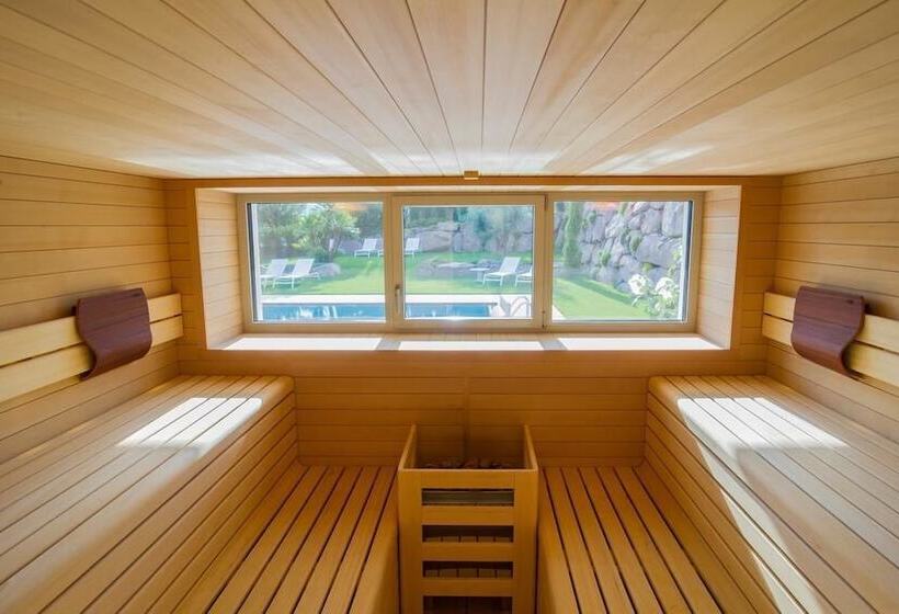 Hidalgo Suites & Restaurant