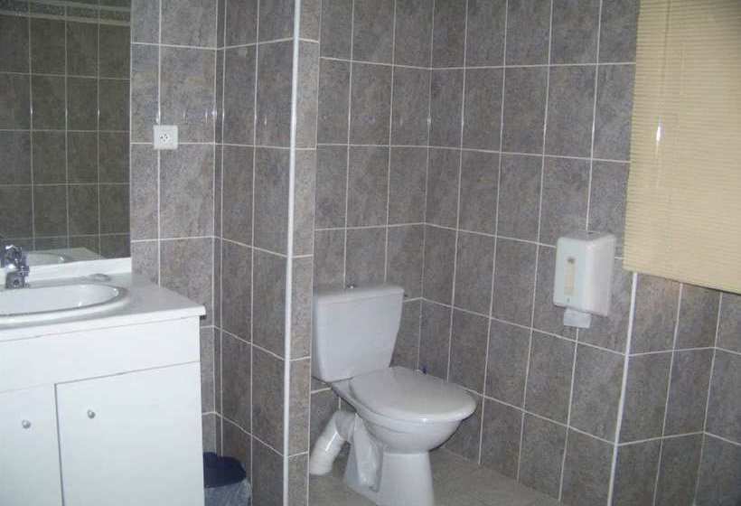 פונדק Auberge De La Tourelle