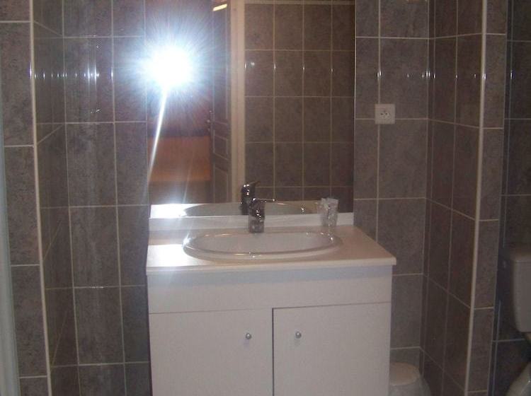 Хостел Auberge De La Tourelle