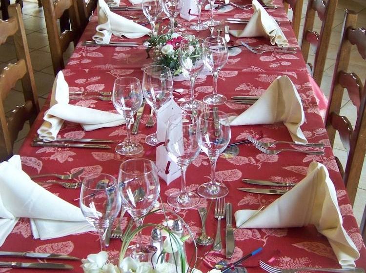 פונדק Auberge De La Tourelle