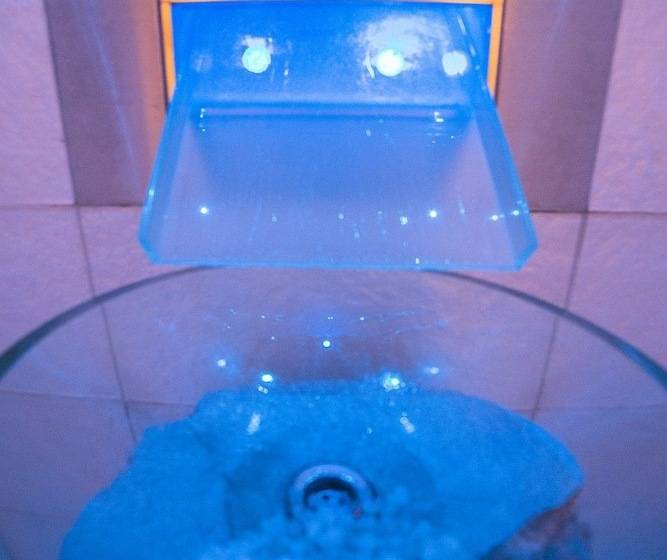 פונדק Garnì Paradisi   Wellness & Spa