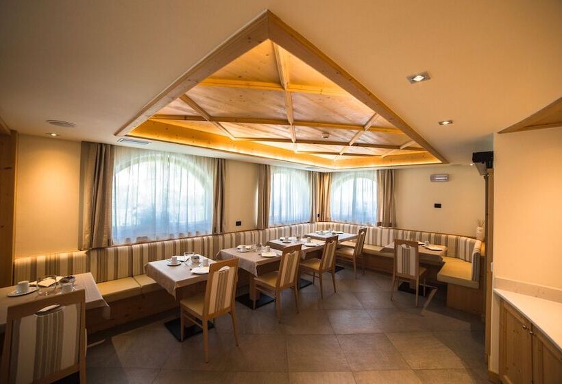 פונדק Garnì Paradisi   Wellness & Spa