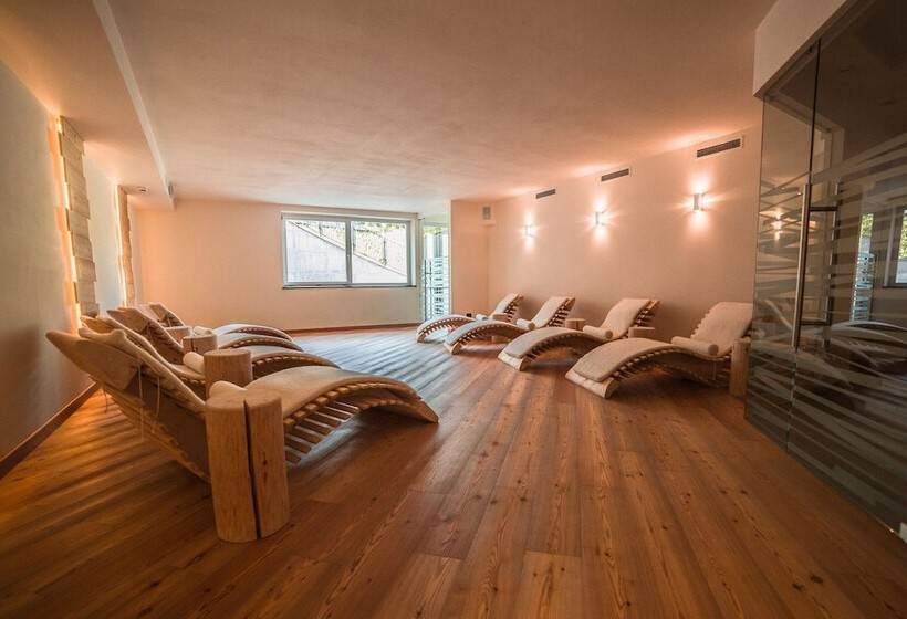 פונדק Garnì Paradisi   Wellness & Spa