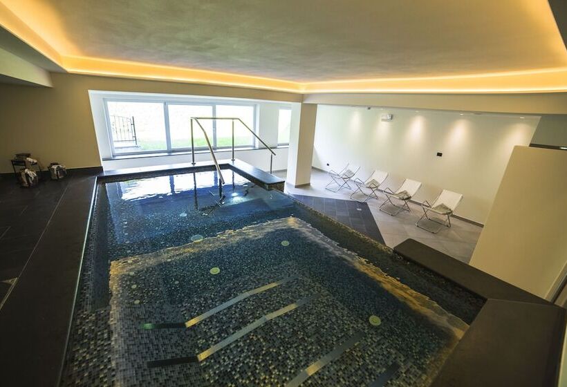 פונדק Garnì Paradisi   Wellness & Spa