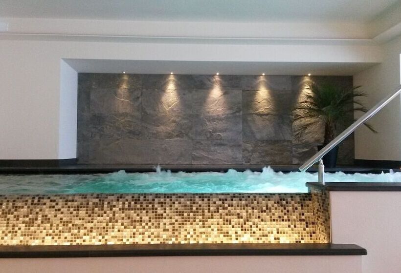 פונדק Garnì Paradisi   Wellness & Spa