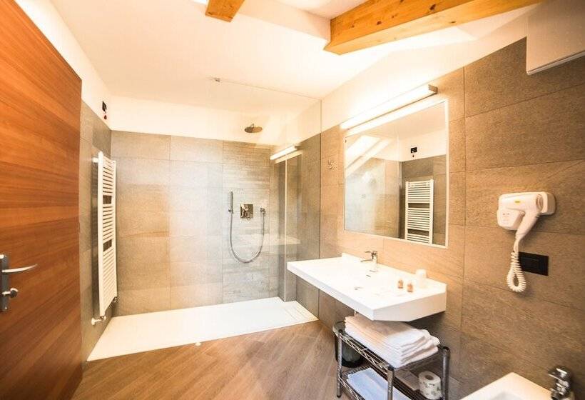 פונדק Garnì Paradisi   Wellness & Spa