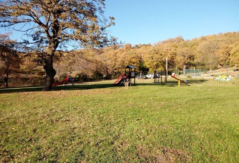 여관 Parco Dei Crisciuni Villaggio Camping