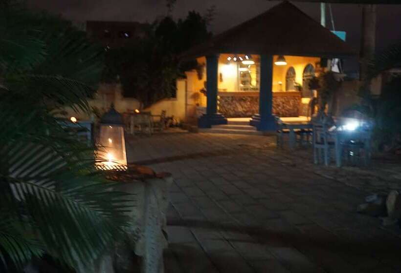 酒店 Accra Royal Castle Apartments & Suites