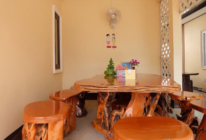 בית מלון כפרי Asean Resort