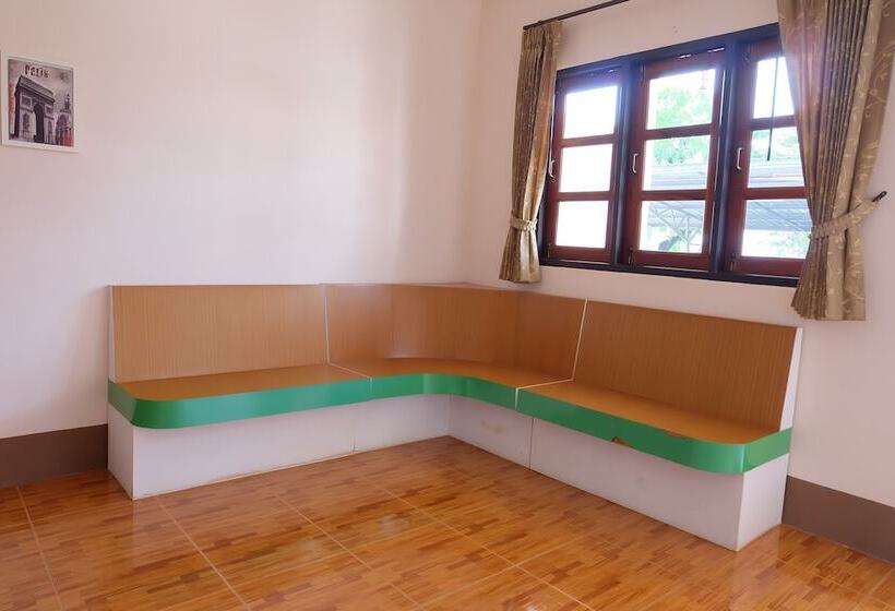 בית מלון כפרי Asean Resort