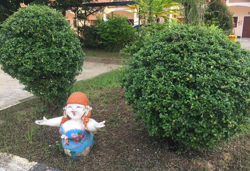 בית מלון כפרי Asean Resort