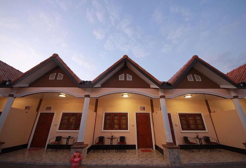 בית מלון כפרי Asean Resort