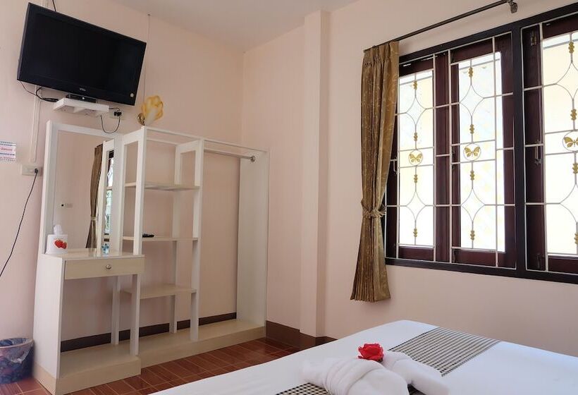 בית מלון כפרי Asean Resort