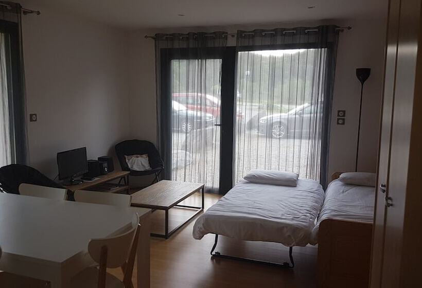 ホテル Auberge Des Voyajoueurs