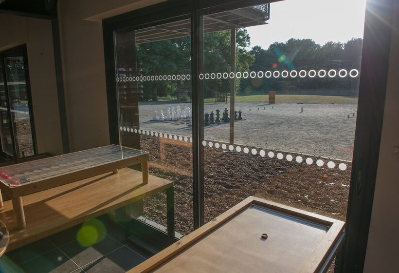 ホテル Auberge Des Voyajoueurs