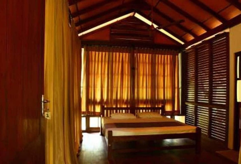 فندق Bandura Kalawana Rainforest Bungalow