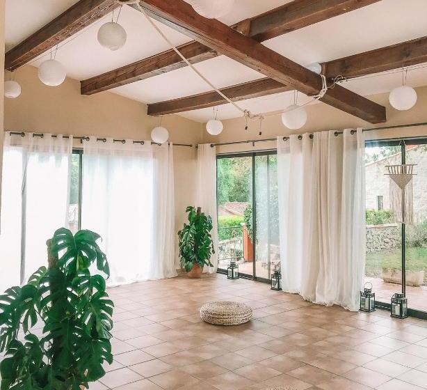 فندق Bastide Avellanne