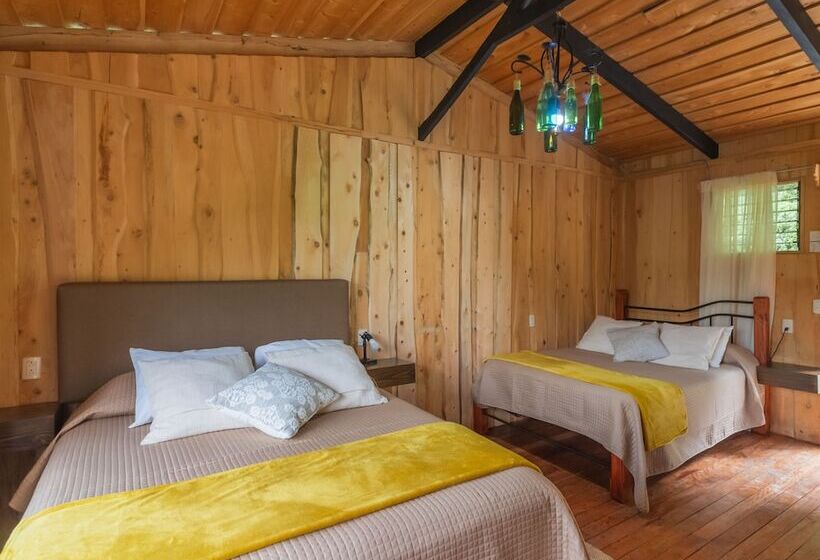 فندق Cedrela Ecolodge