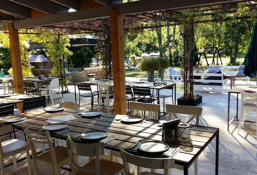 Отель Club Les Ormes