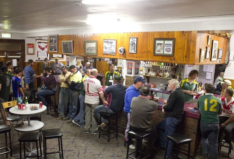 Courthouse Hotel Boorowa