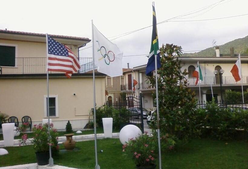 בית מלון כפרי De Meis