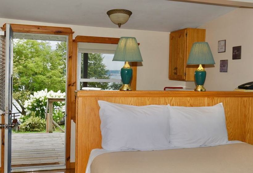 فندق Dewar's Inn On The River