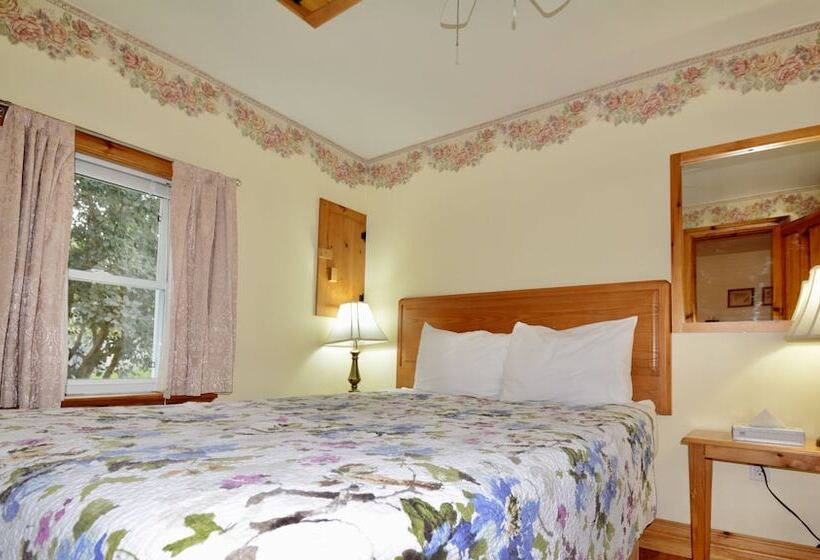 فندق Dewar's Inn On The River