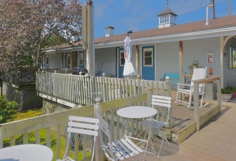 فندق Dewar's Inn On The River