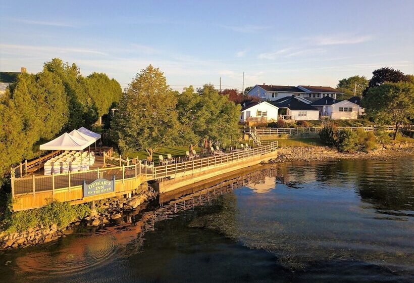 فندق Dewar's Inn On The River
