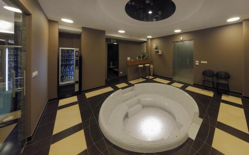 בית מלון כפרי Esmarin Wellness