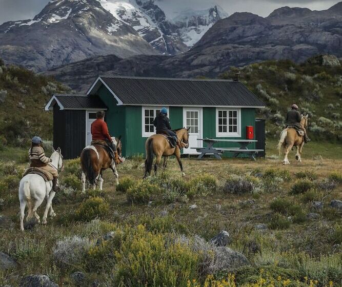 ホテル Estancia Cristina