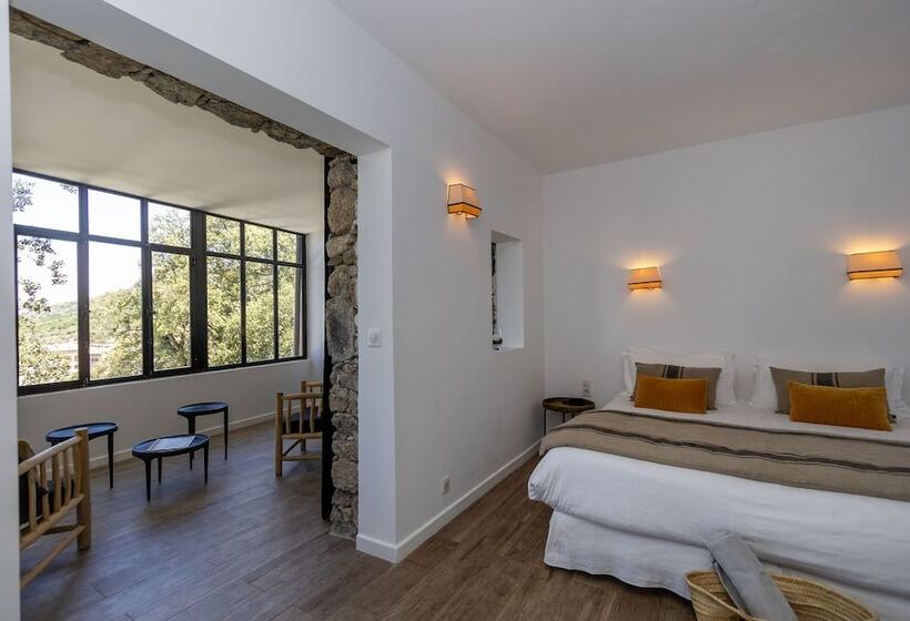 Отель Hôtel Case Latine