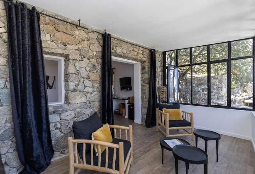 Отель Hôtel Case Latine