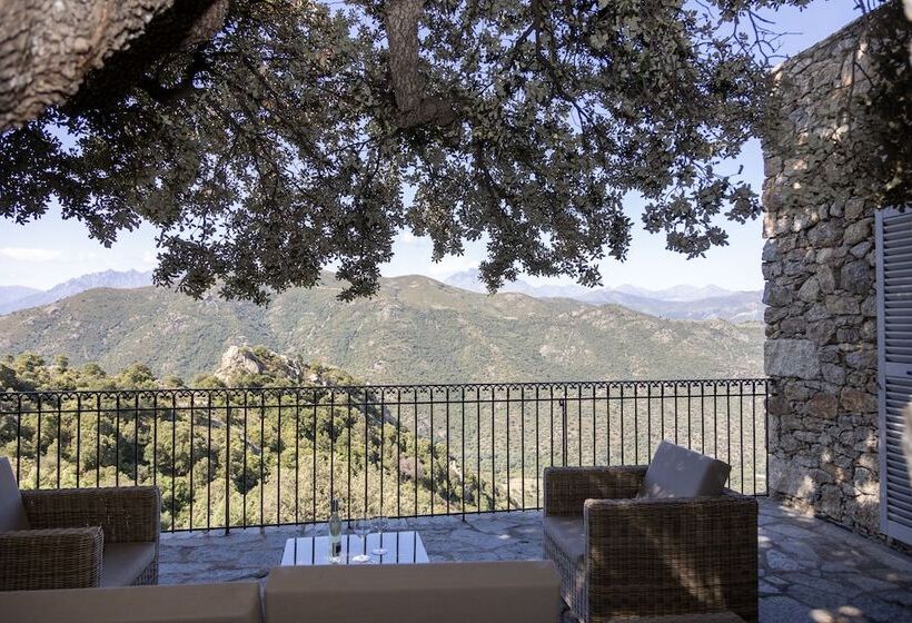 Отель Hôtel Case Latine