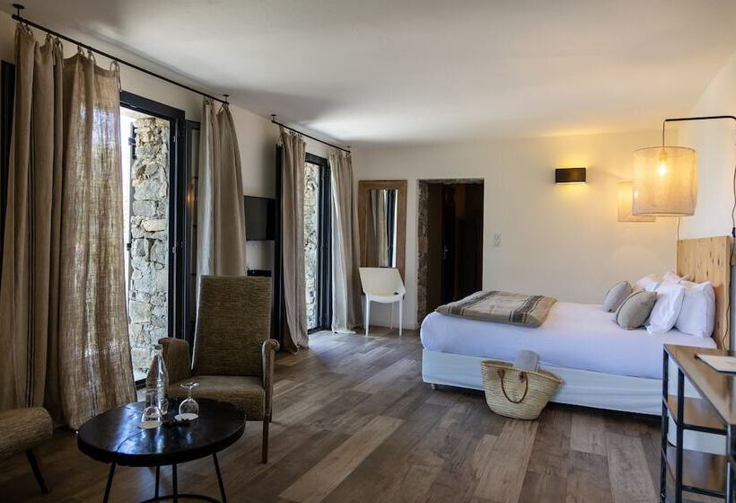 Отель Hôtel Case Latine