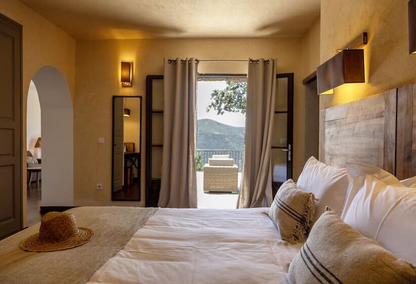 Отель Hôtel Case Latine