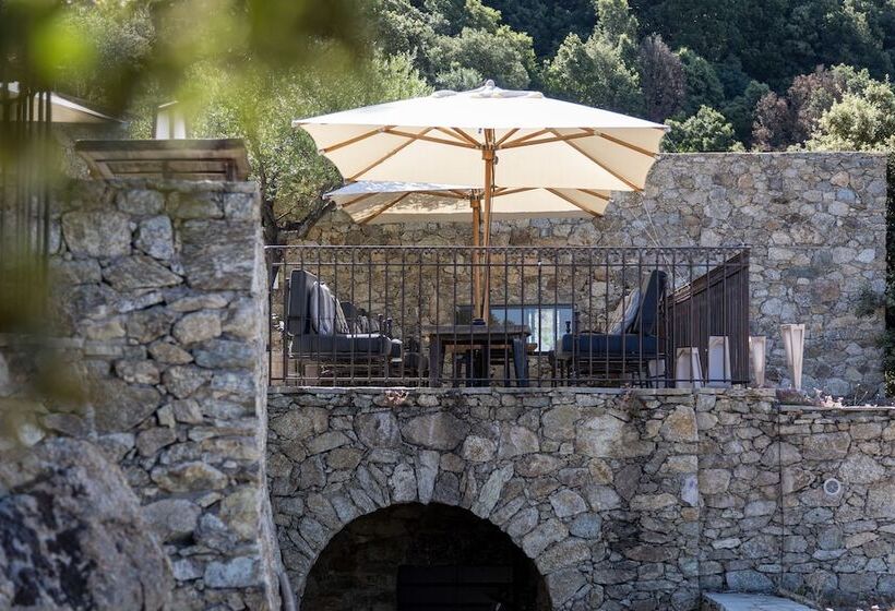 Отель Hôtel Case Latine