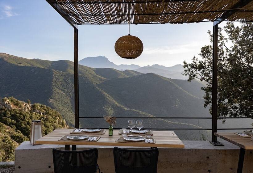 Отель Hôtel Case Latine