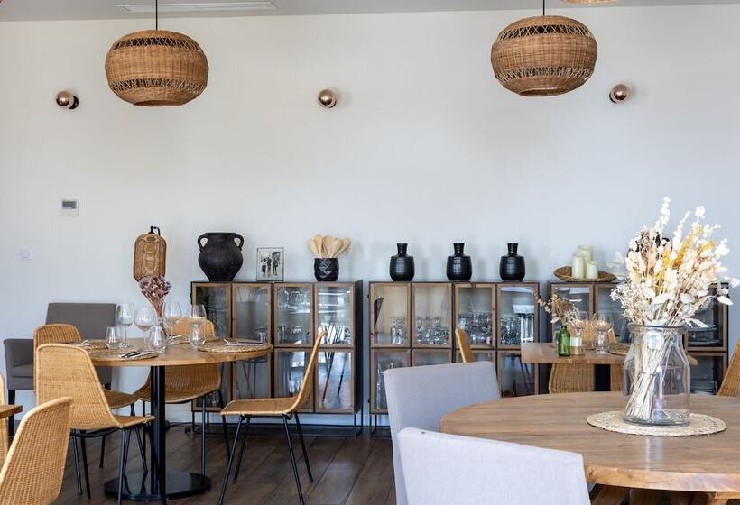 Отель Hôtel Case Latine