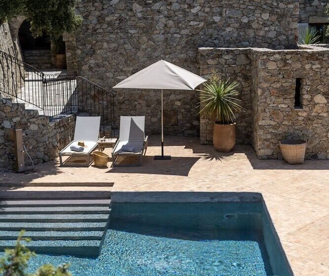 Отель Hôtel Case Latine